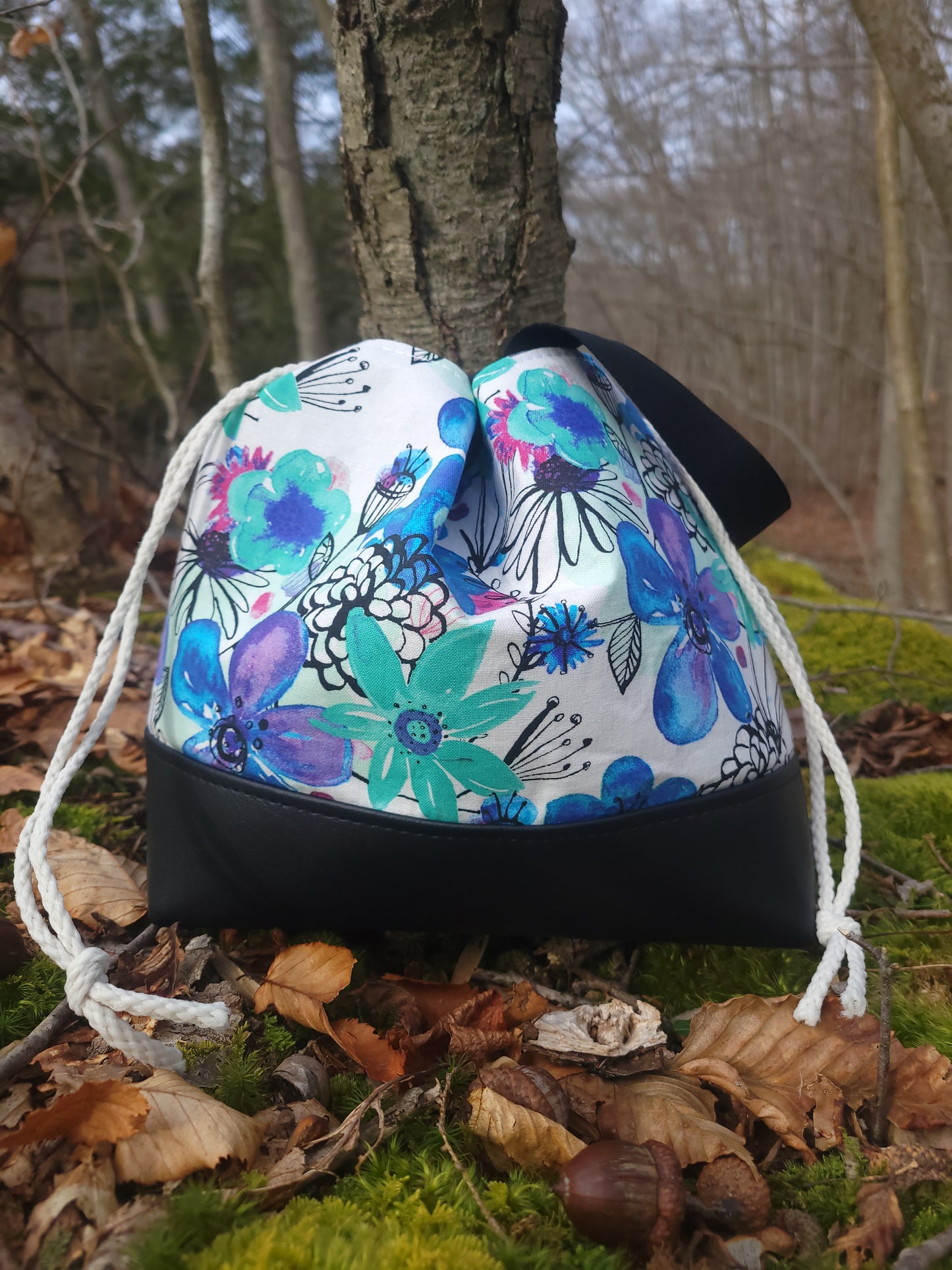 Watercolor Flowers Drawstring Bag