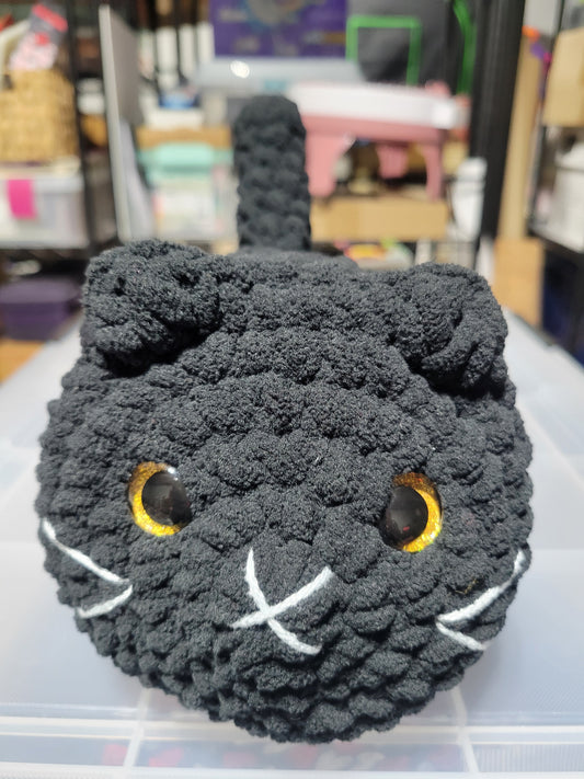 Crocheted loaf Cats