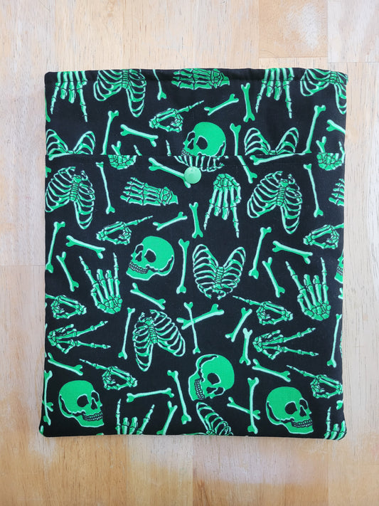 Large Skulls Book Sleeve